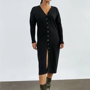 SOLD Aritzia Utopia Dress